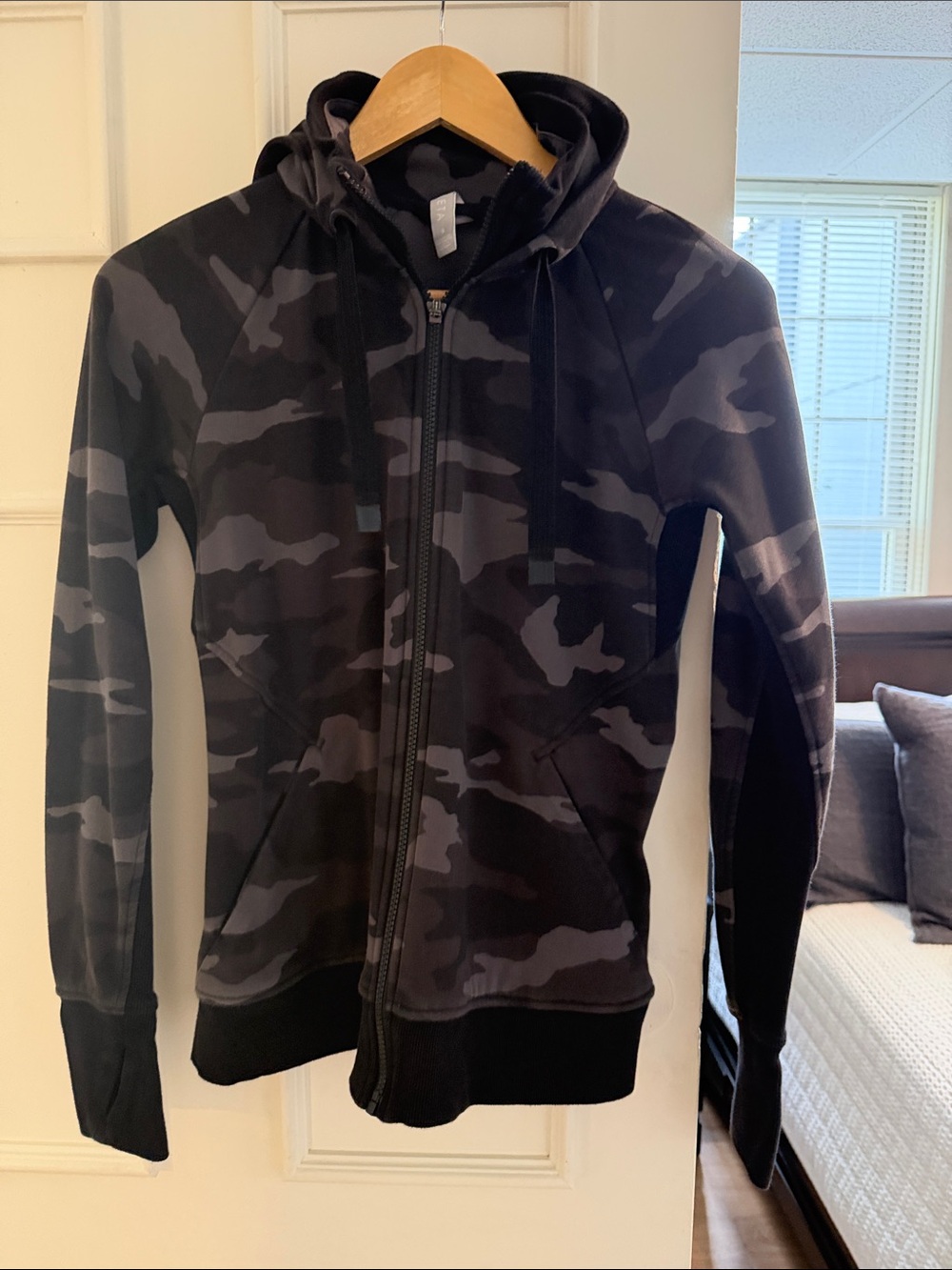 Athleta Men's Black & Gray Camo Zip Hoodie